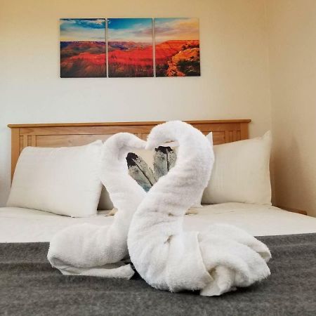 발리 072A Affordable Getaway Near South Rim Sleeps 4- No Kitchenette 빌라 외부 사진
