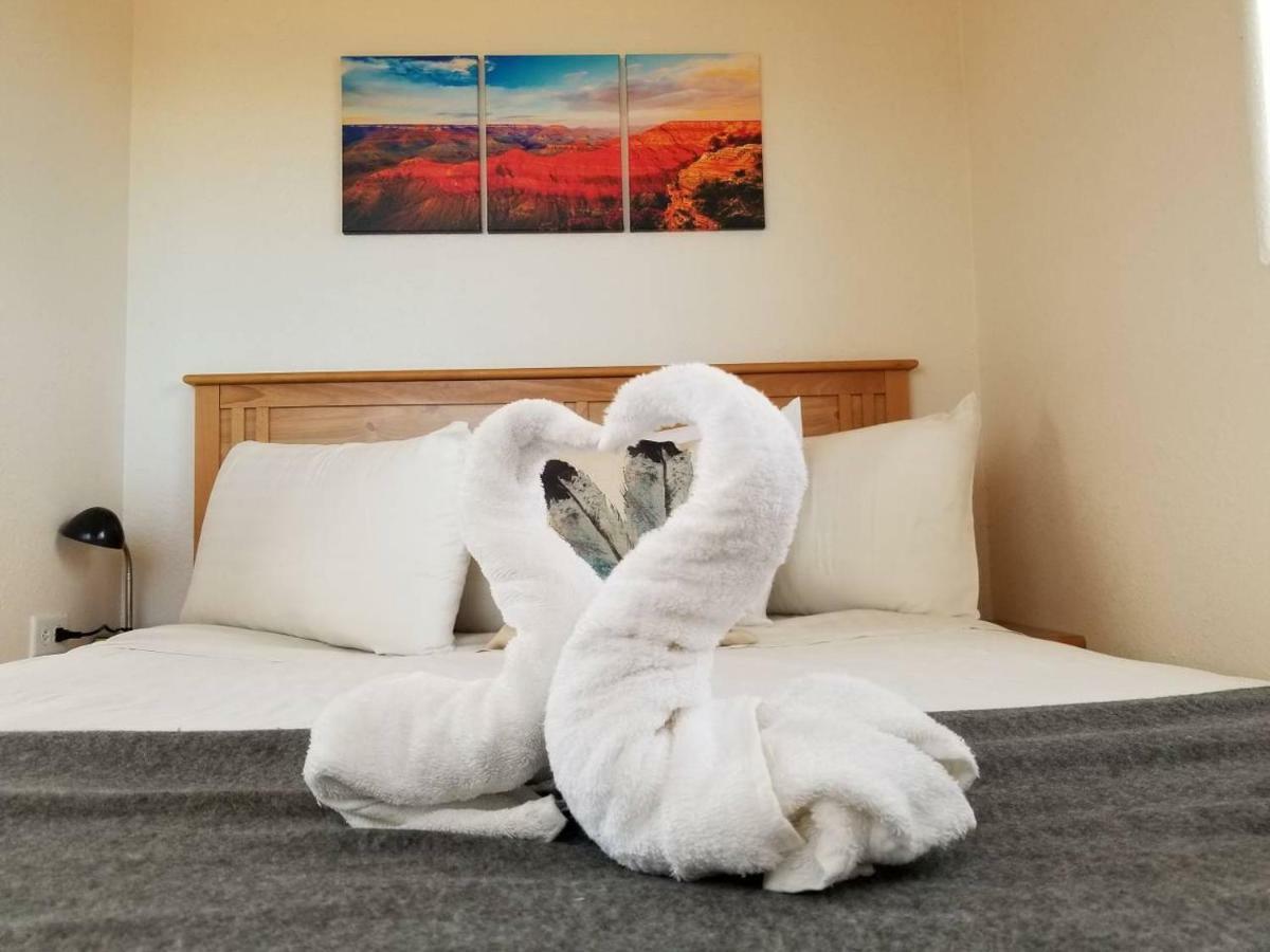 발리 072A Affordable Getaway Near South Rim Sleeps 4- No Kitchenette 빌라 외부 사진